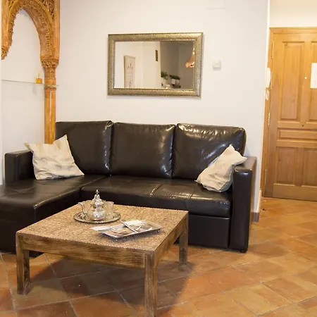 Apartamento Alhaja * Гранада